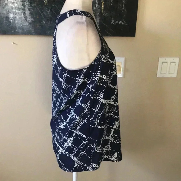 XXI Navy Blue and White Racer Back Square Hem Top-Size S/P - Picture 4 of 11
